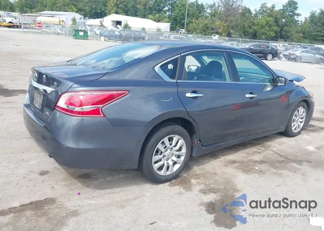 2013 Nissan Altima 2.5 S z USA, uszkodzony, nr VIN 1N4AL3AP8DC900342